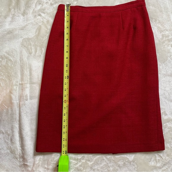 Cherry Red Petite Two-Piece 4 button Suit - Picture 7 of 8